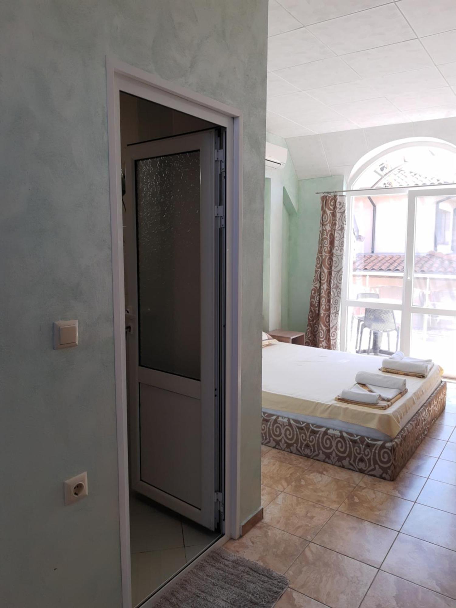 Morska Zvezda Guest House Csernomorec Kültér fotó