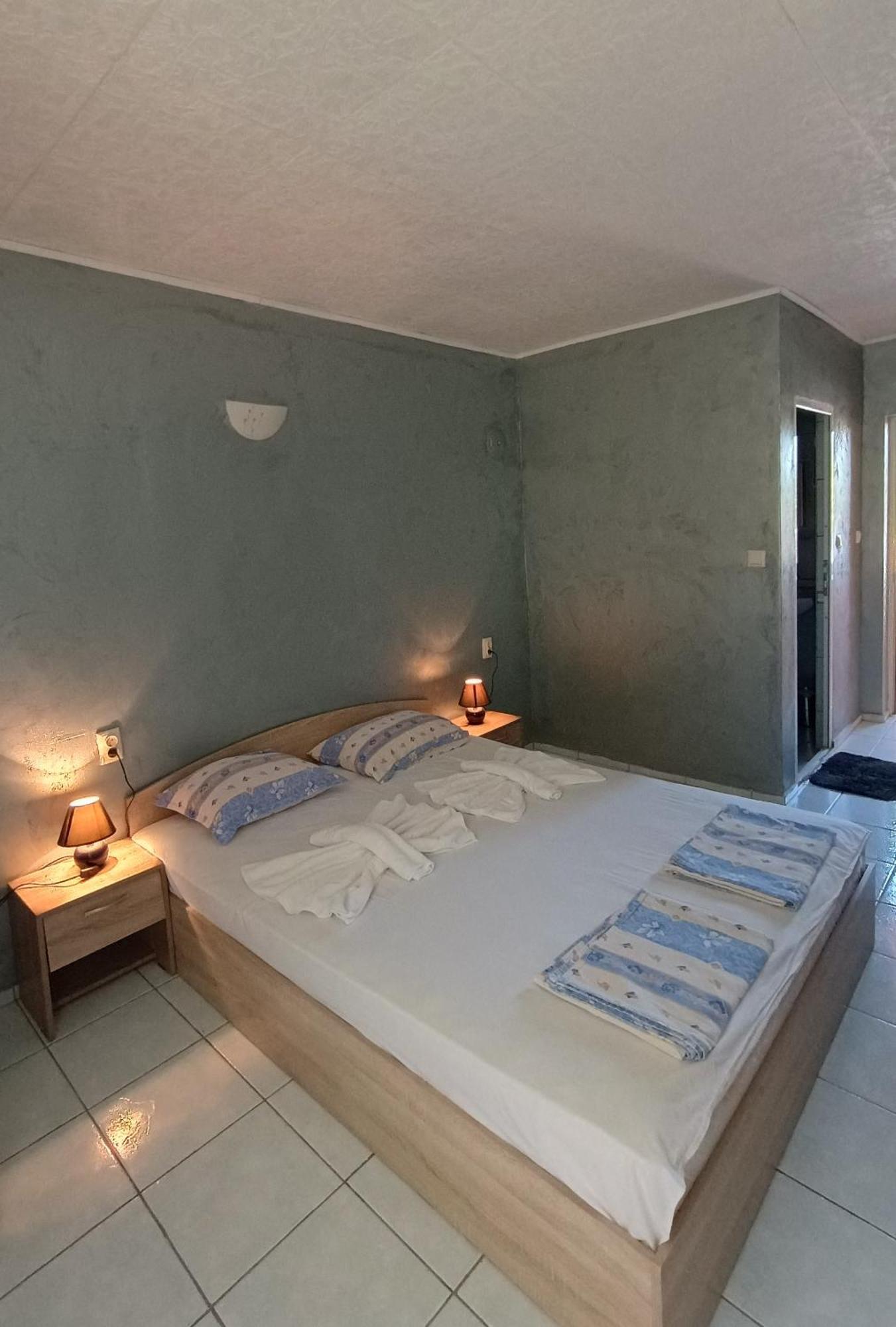 Morska Zvezda Guest House Csernomorec Kültér fotó