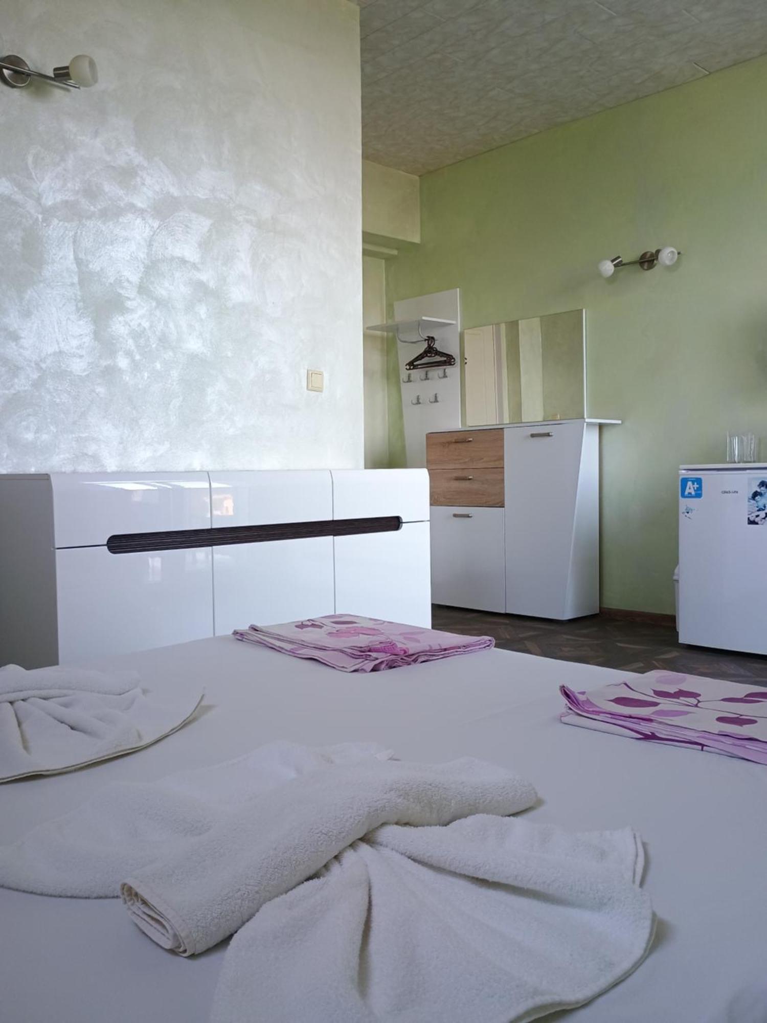 Morska Zvezda Guest House Csernomorec Kültér fotó