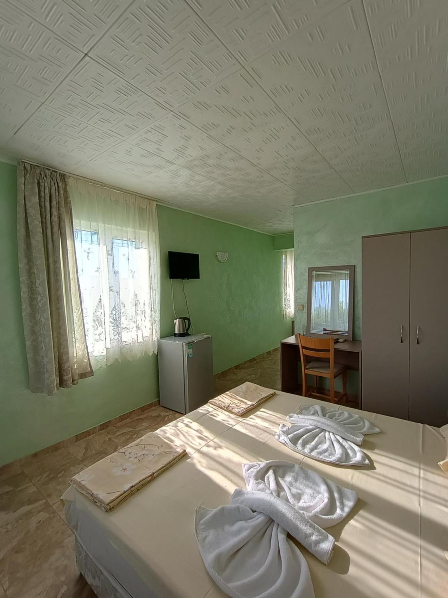 Morska Zvezda Guest House Csernomorec Kültér fotó