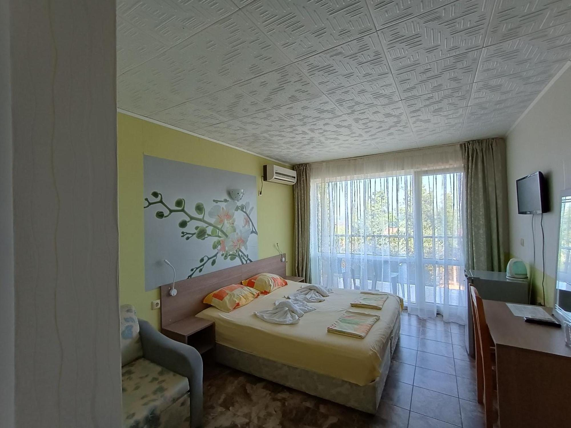 Morska Zvezda Guest House Csernomorec Kültér fotó